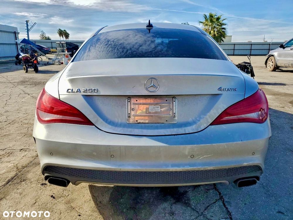 Mercedes-Benz CLA 250 4Matic 7G-DCT AMG Line - 7