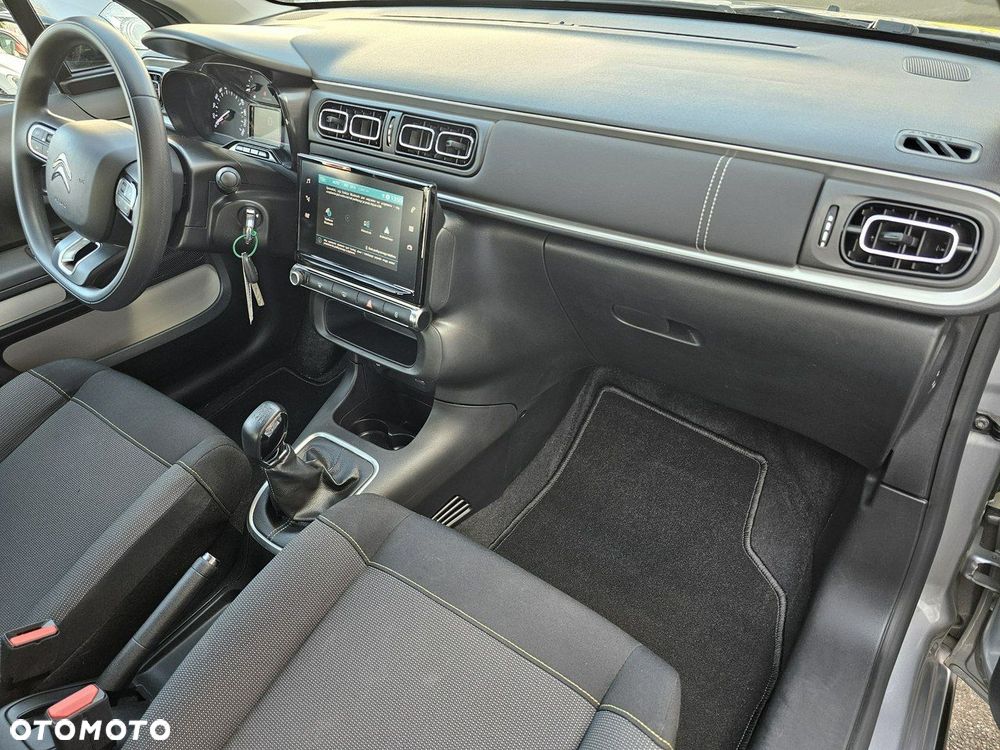 Citroën C3 1.2 PureTech Shine - 18