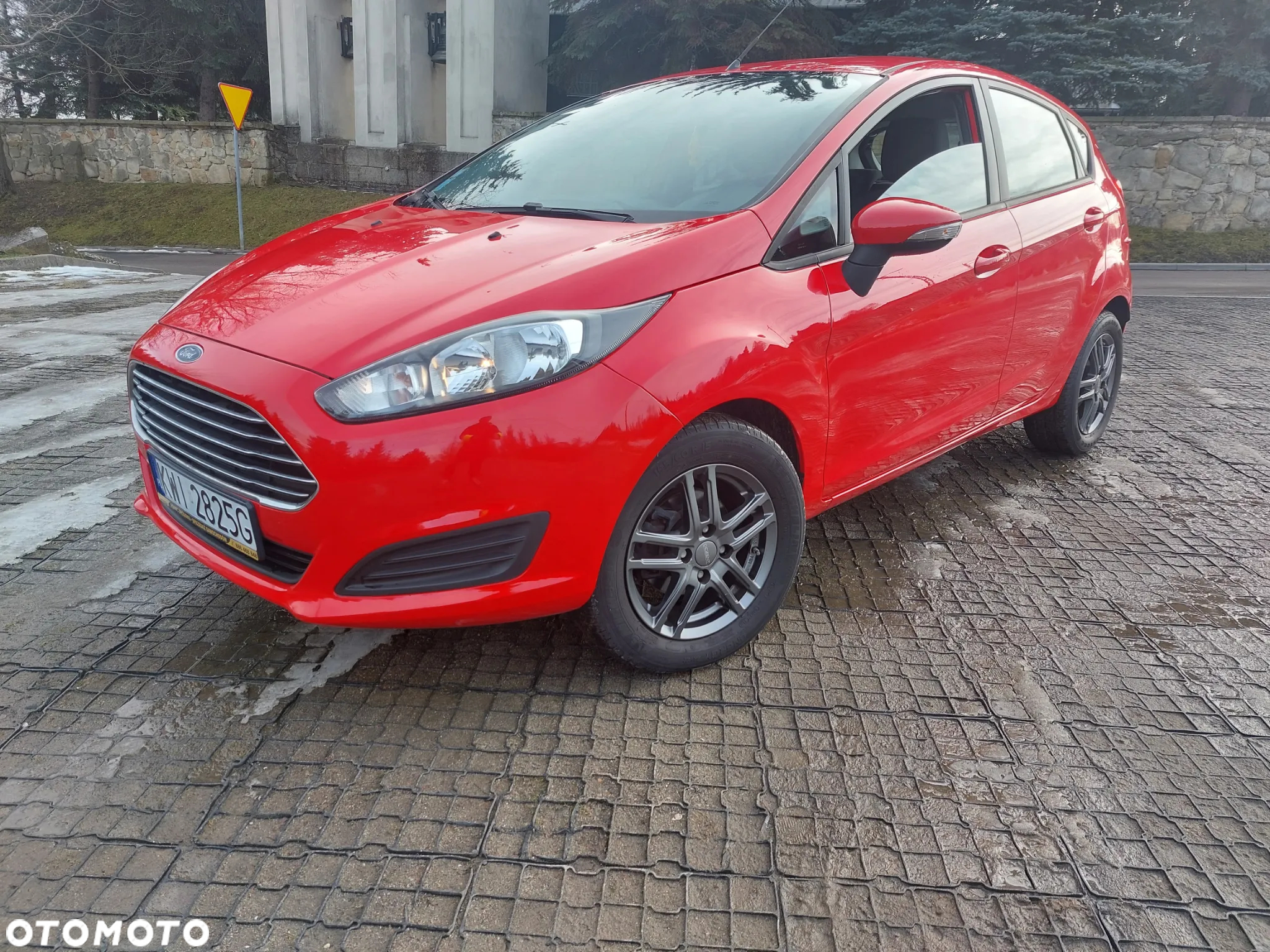 Ford Fiesta 1.25 Ambiente EU5 - 14