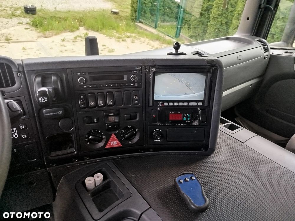 Scania P 360 - 14