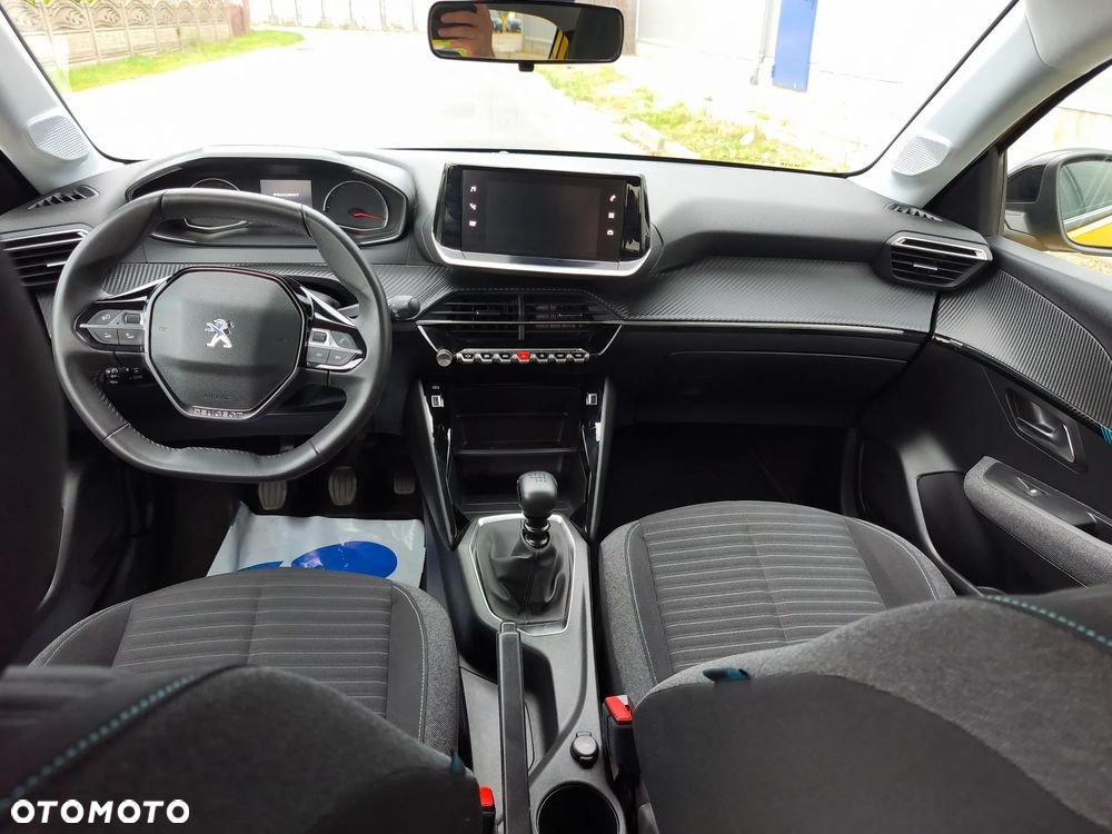 Peugeot 208 1.2 PureTech Style S&S - 18