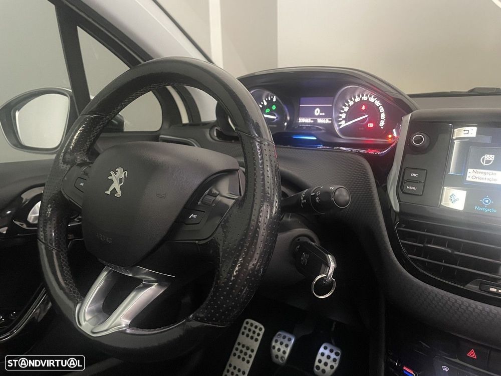 Peugeot 208 1.6 e-HDi Allure - 18