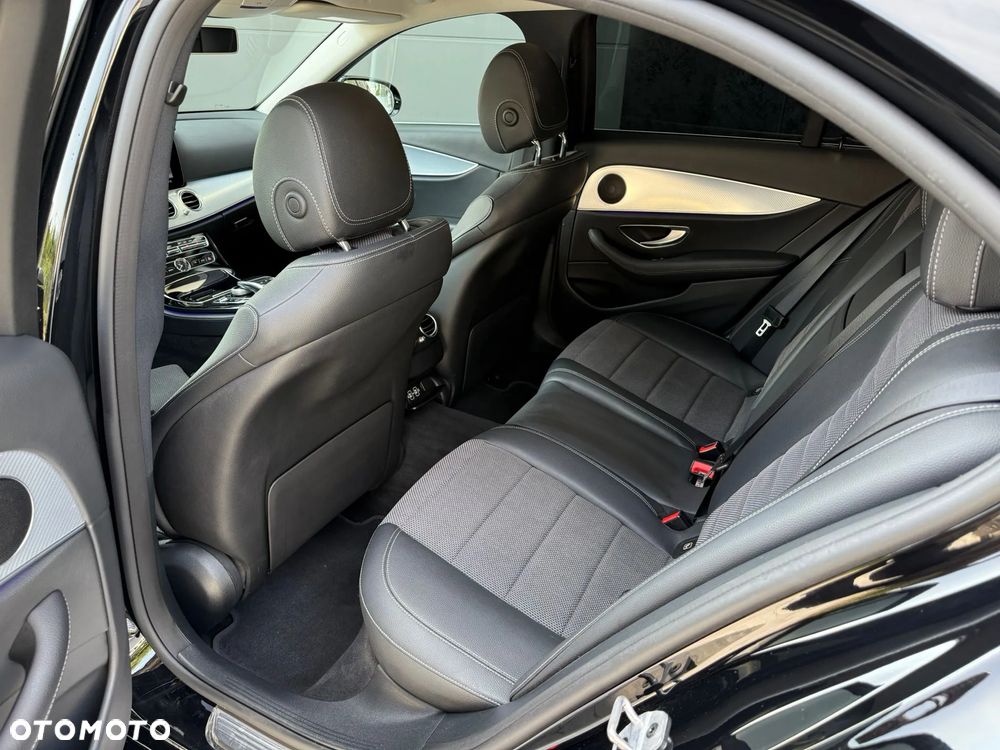 Mercedes-Benz Klasa E 200 d Business Edition 9G-TRONIC - 12