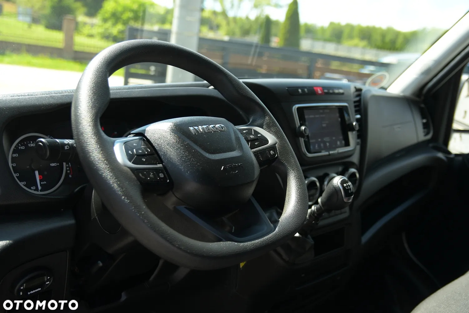 Iveco DAILY 35-180 BLIŹNIAK * 3.0 Diesel 180KM * PRZEBIEG: 25 000 *BLOKADA MOSTU * BOAGTY! * JAK NOWY! - 24
