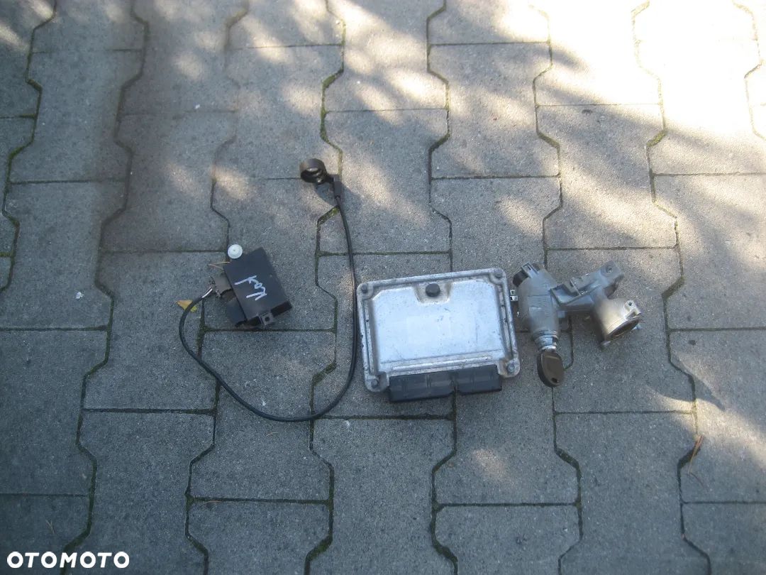 vw t4 lift 00-03r 2,5 tdi 150km multivan komputer silnika zestaw startowy - 1
