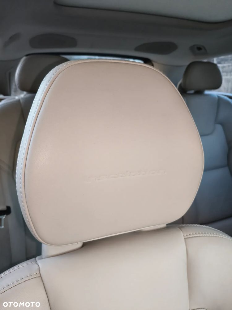 Volvo V90 D4 Inscription - 15