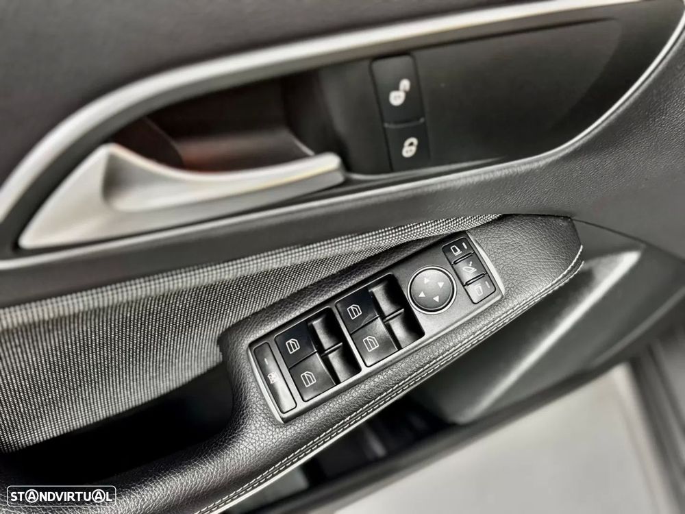 Mercedes-Benz A 180 d 7G-DCT Peak Edition - 40