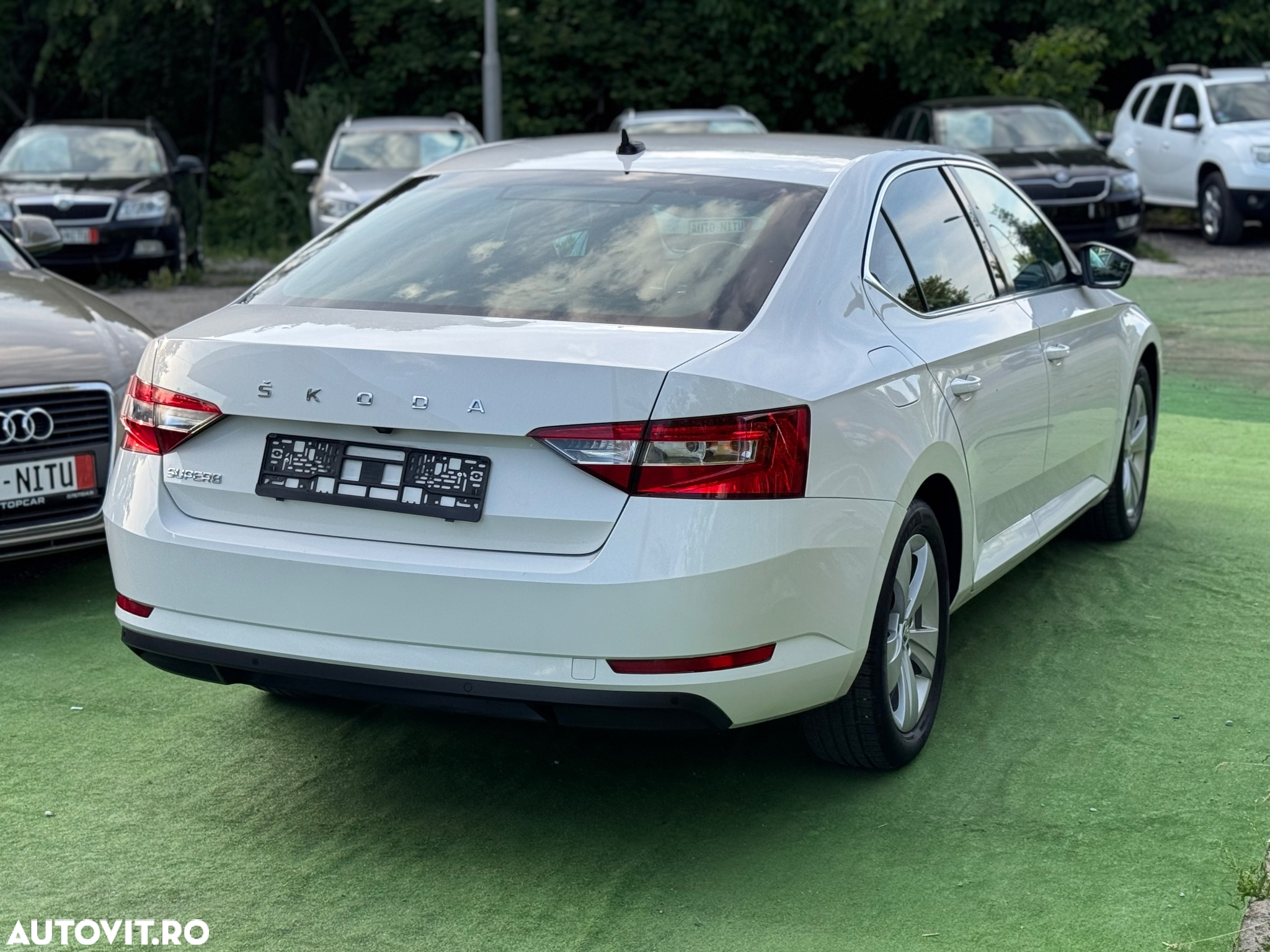 Skoda Superb - 12
