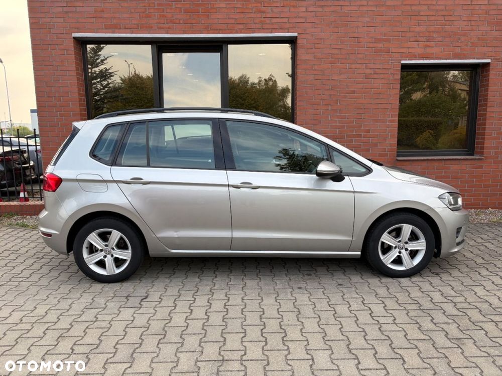Volkswagen Golf Sportsvan - 25