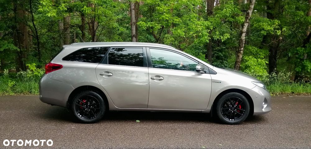 Toyota Auris - 16