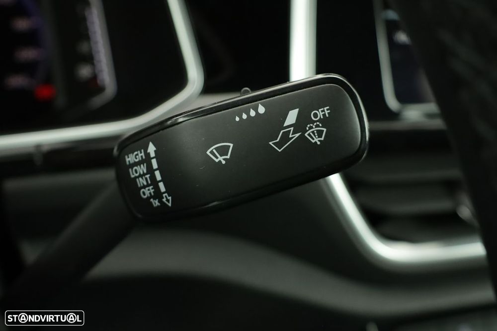 VW T-Roc Cabrio 1.5 TSI R-Line DSG - 19