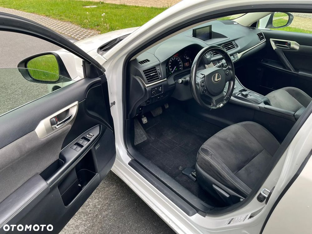 Lexus CT 200h Elegance - 16