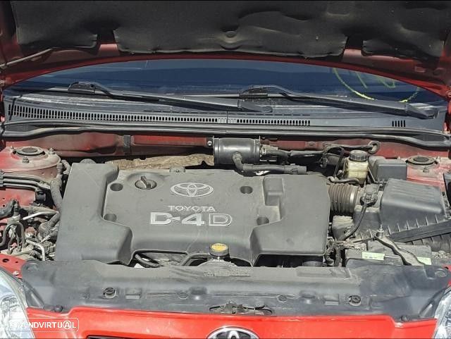 Peças Toyota Corolla 2.0 D-4D 2004 - 8