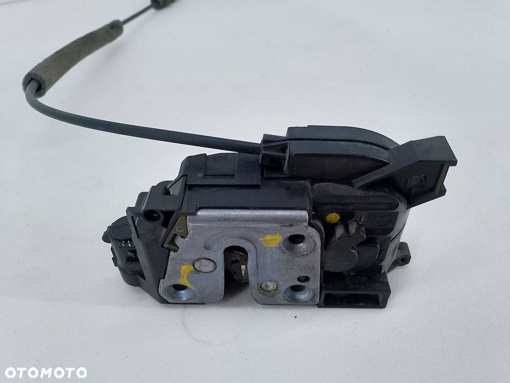 ZAMEK DRZWI PRZESUWNYCH PRAWYCH MERCEDES-BENZ CITAN 1.5 CDI - 1