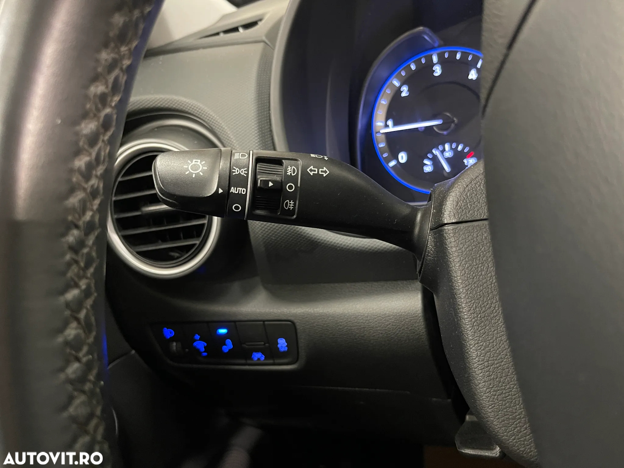 Hyundai KONA 1.6 CRDi DCT Premium - 22