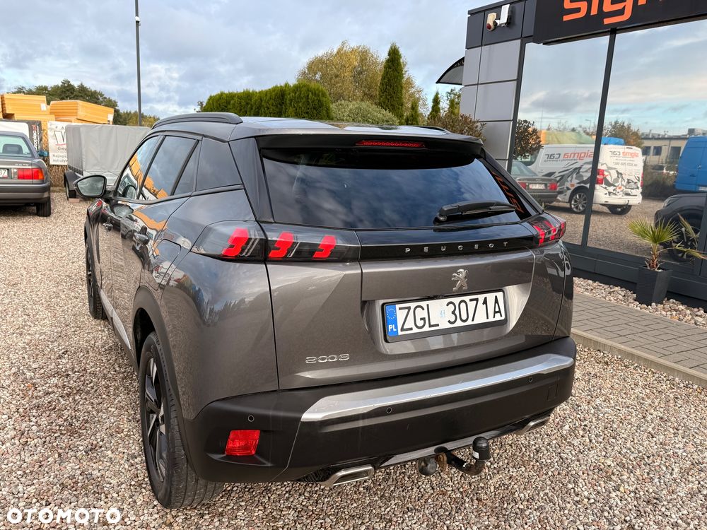 Peugeot 2008 1.2 PureTech Allure Pack S&S - 17