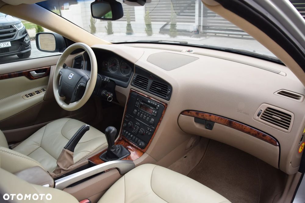 Volvo V70 2.5T AWD Summum - 29