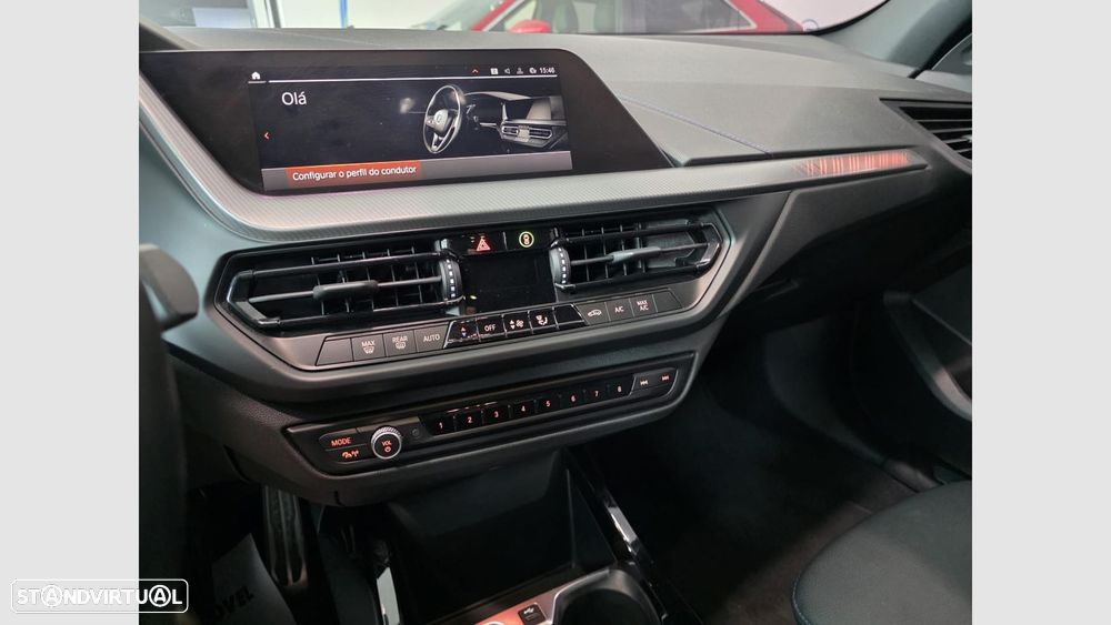 BMW 116 d Pack Desportivo M Auto - 15