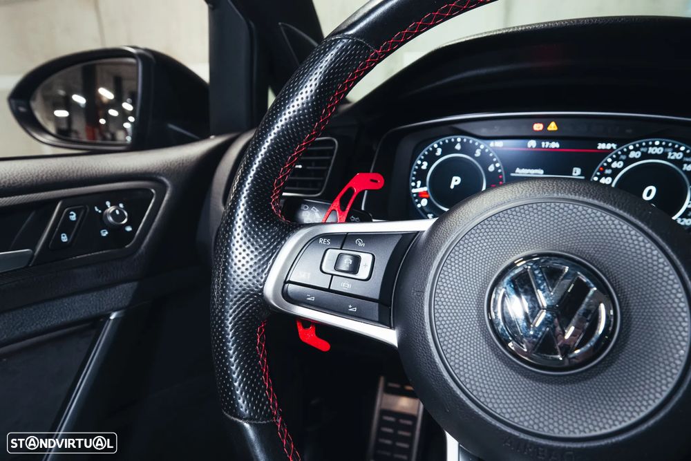 VW Golf GTI TCR 2.0 TSI OPF DSG - 26