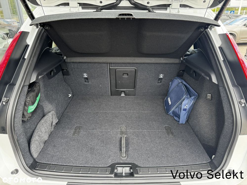 Volvo XC 40 B3 Core - 14