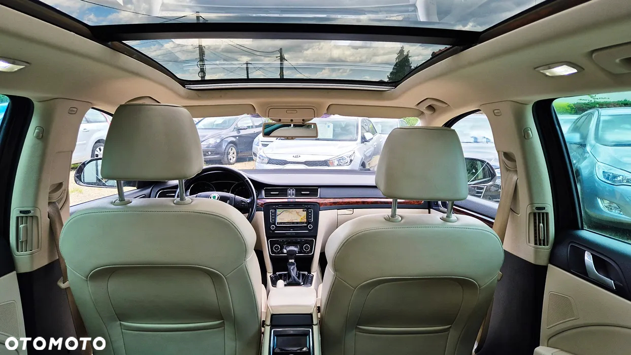 Skoda Superb 2.0 TSI Business DSG - 39