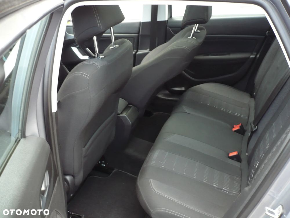 Peugeot 308 - 16