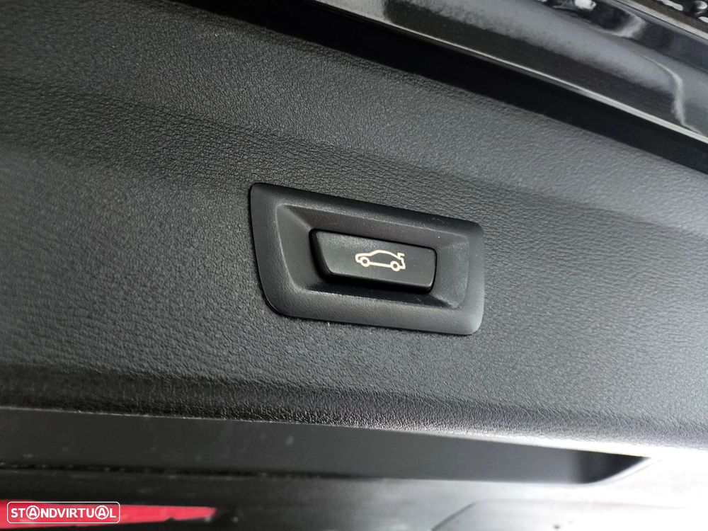 BMW X1 16 d sDrive Line Sport - 28