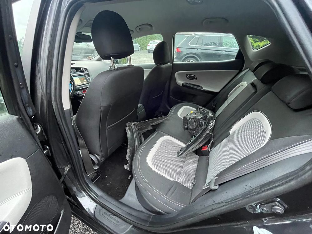 Kia Ceed 1.6 GDI Spirit - 9