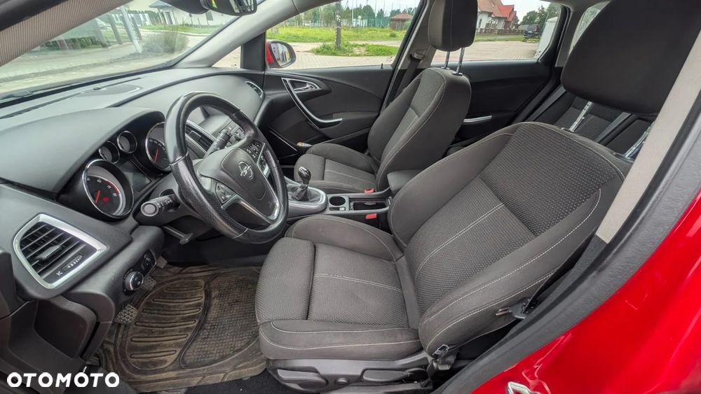 Opel Astra GTC 1.4 Turbo - 6