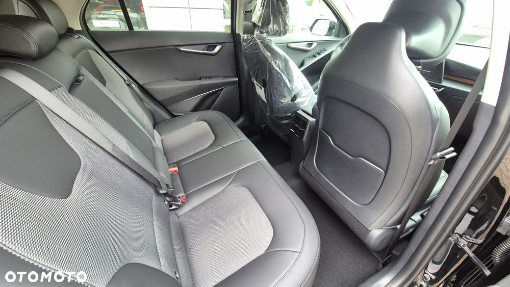 Kia Niro 1.6 GDI Hybrid L - 14