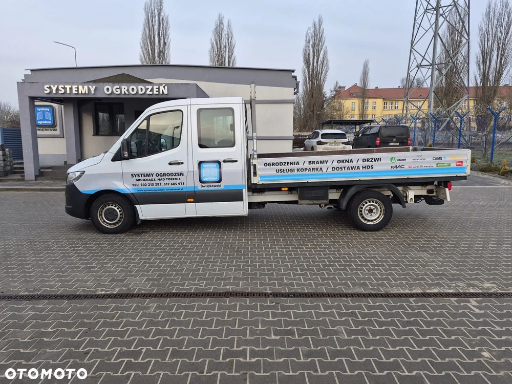 Mercedes-Benz Sprinter - 2