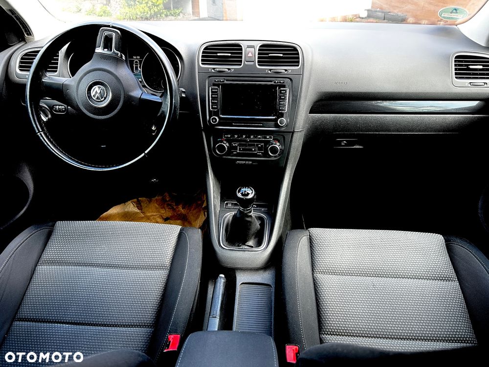 Volkswagen Golf 1.6 Edition - 10