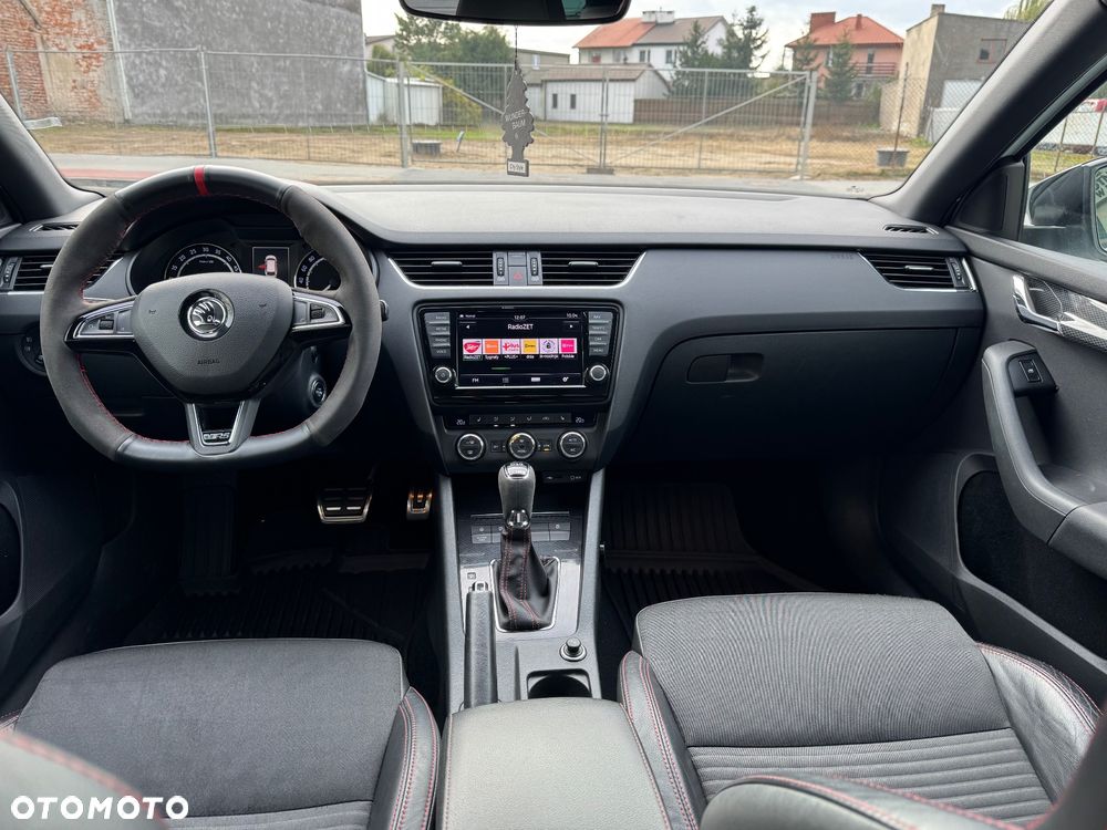 Skoda Octavia 2.0 TDI SCR RS DSG - 32