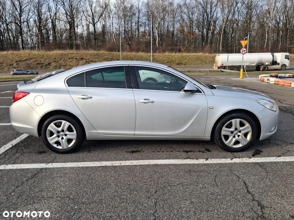 Opel Insignia 2.0 CDTI Edition - 4