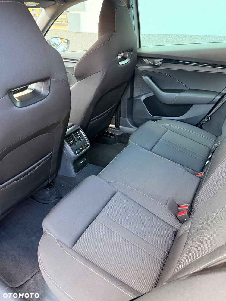 Skoda Octavia 2.0 TDI 4x4 Sportline DSG - 26