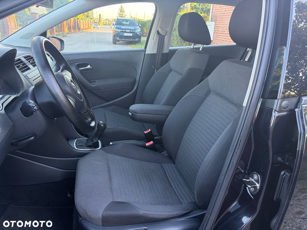 Volkswagen Polo 1.4 Comfortline - 23