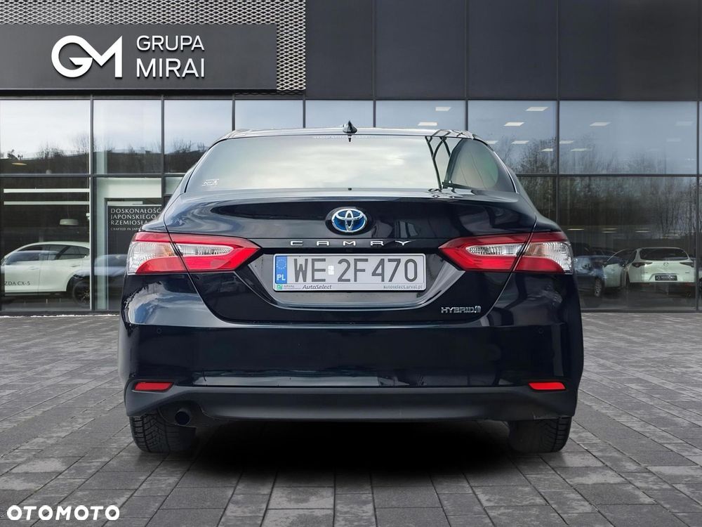Toyota Camry 2.5 Hybrid Comfort CVT - 4