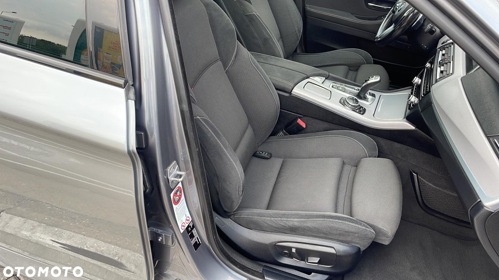 BMW Seria 5 M550d xDrive - 34