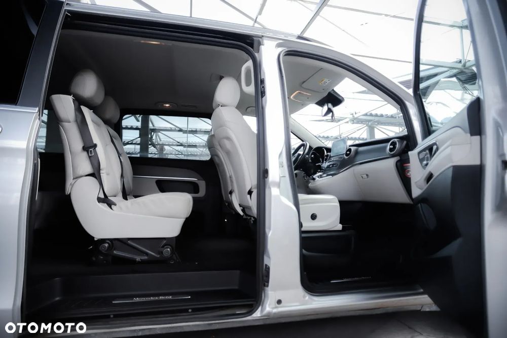 Mercedes-Benz Klasa V 250 (BlueTEC) d Avantgarde 7G-Tronic (d³ugi) - 26