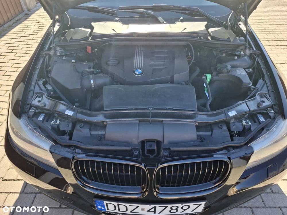 BMW Seria 3 318d DPF Edition Lifestyle - 11