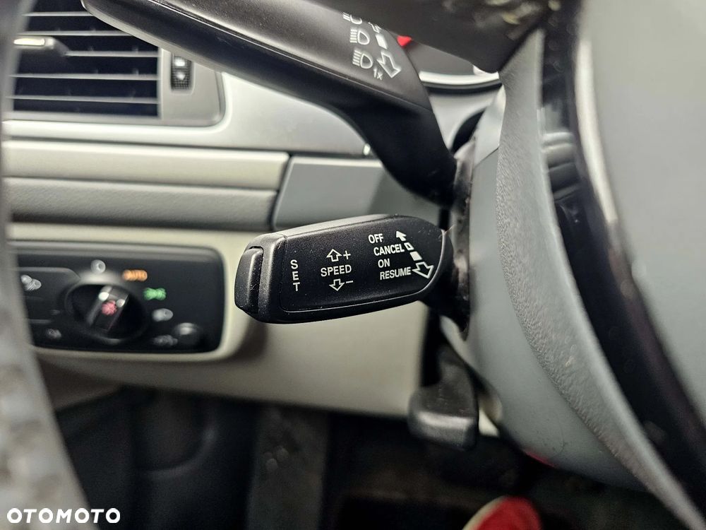 Audi A6 Avant 2.0 TDI Ultra S tronic - 29