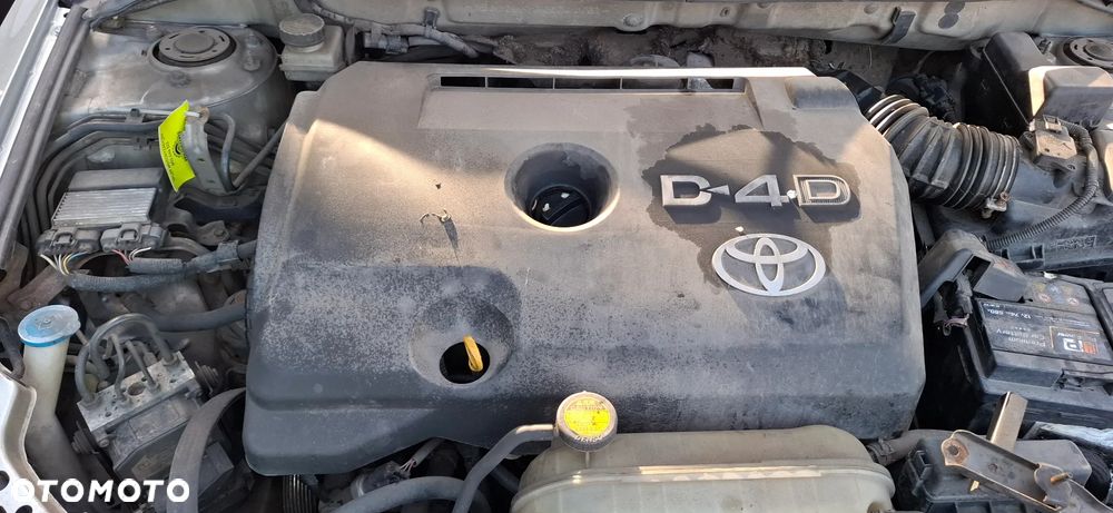 Toyota Avensis T25 na części - 4