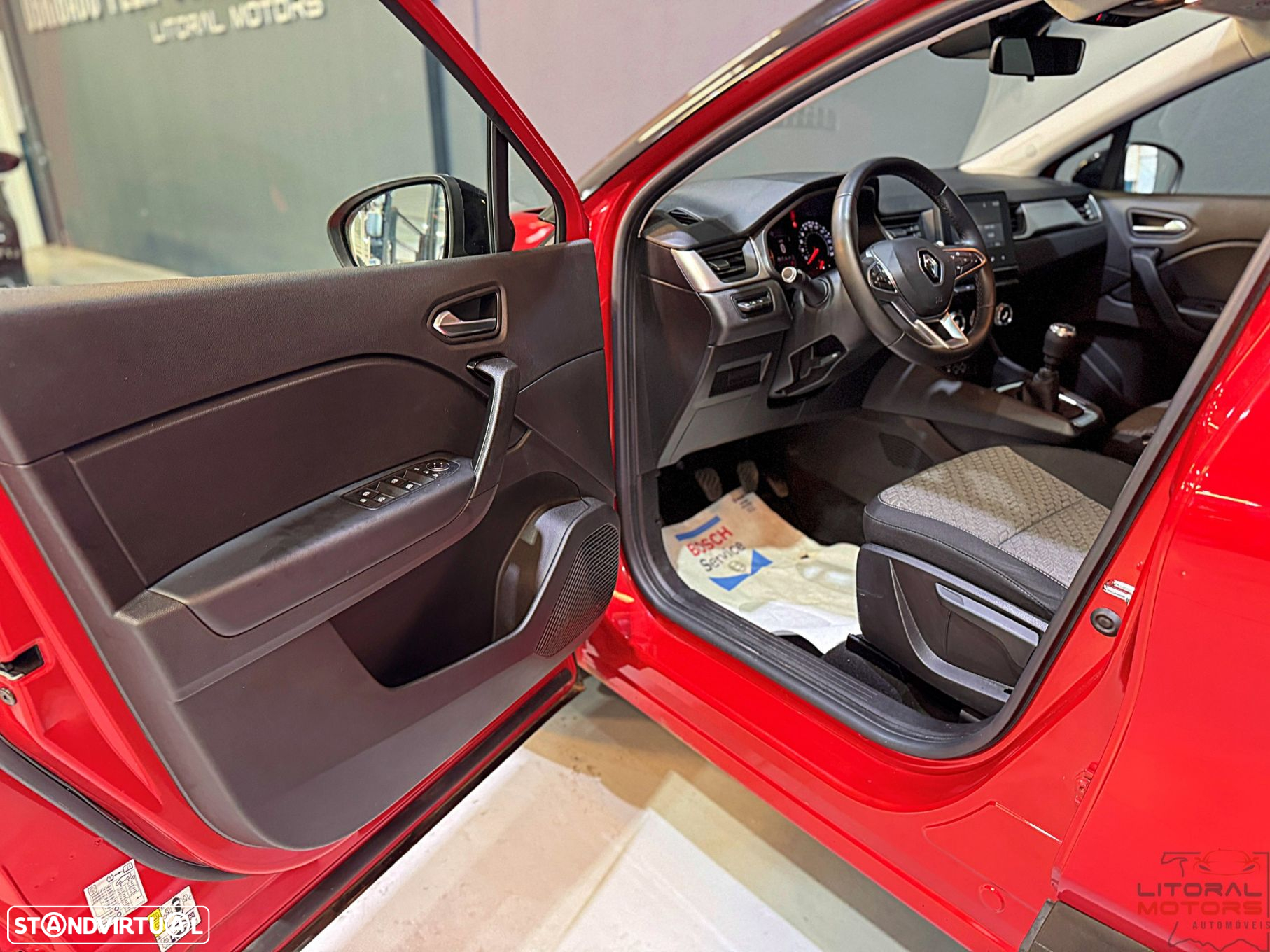 Renault Captur 1.0 TCe Exclusive - 13