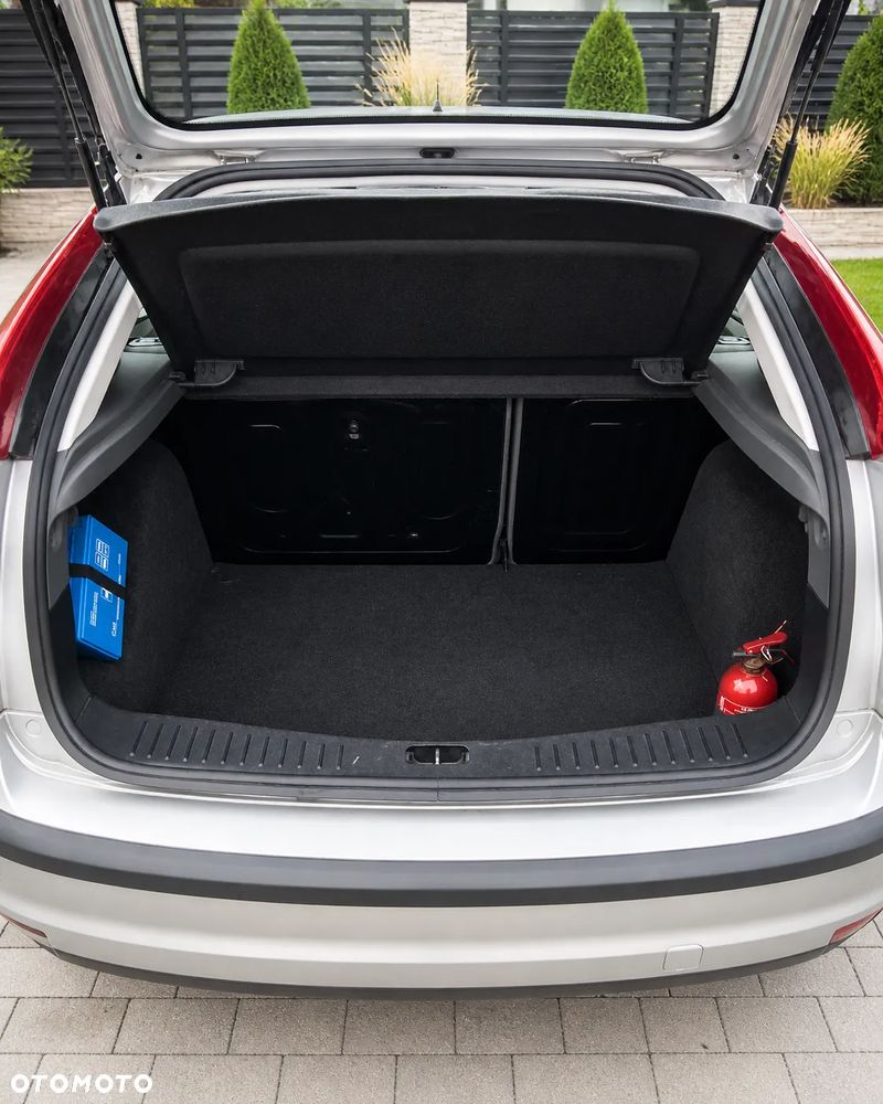 Ford Focus 1.4 16V Ambiente - 10