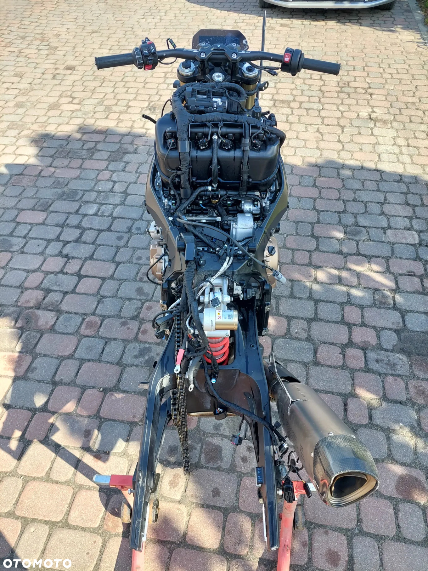 BMW S - 4