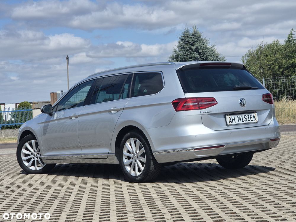 Volkswagen Passat Variant 2.0 TDI (BlueMotion Technology) Highline - 3