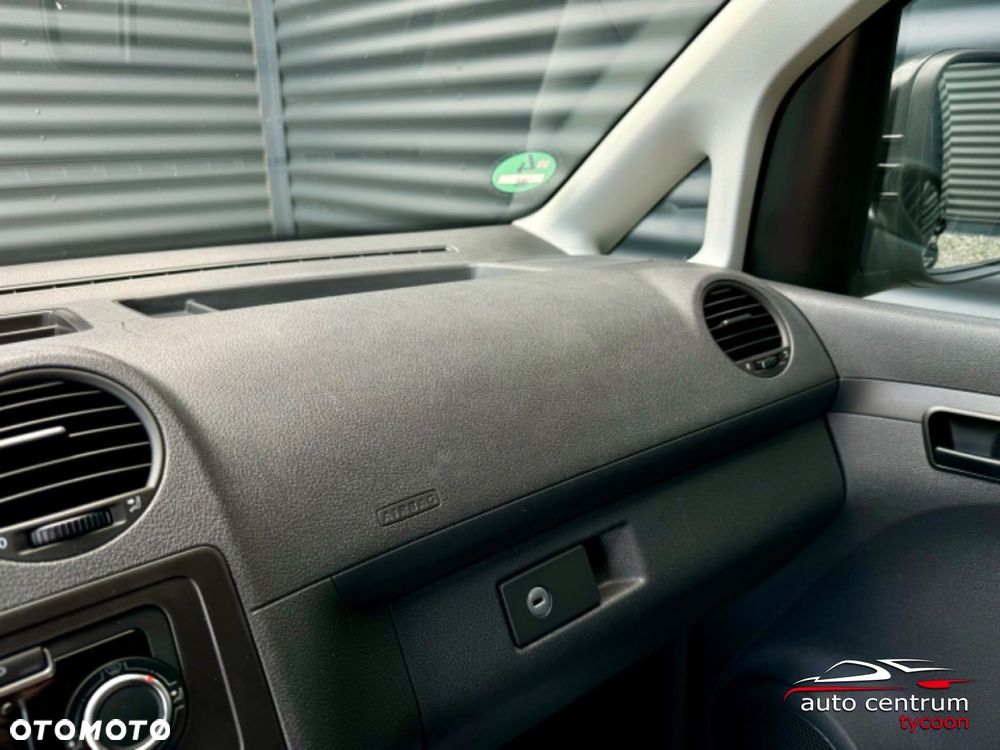 Volkswagen Caddy - 18