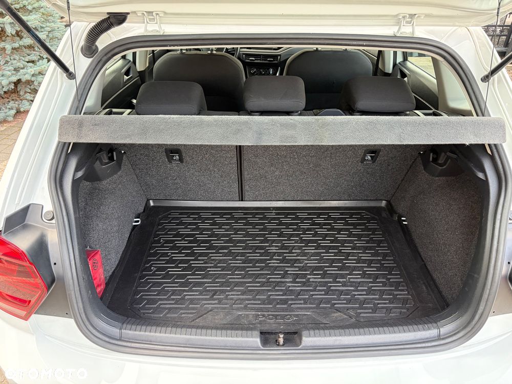 Volkswagen Polo 1.0 Comfortline - 17
