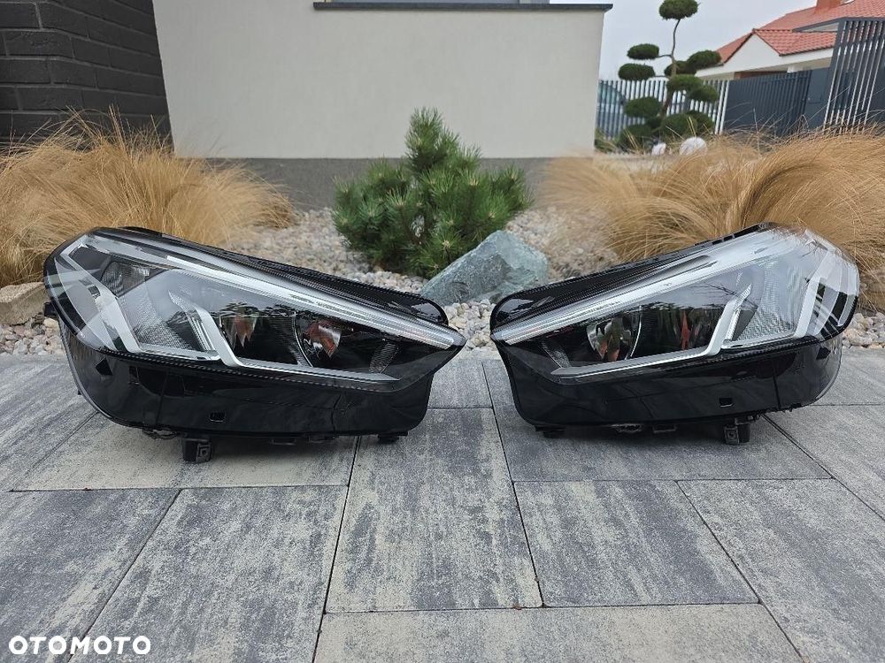 BMW X1 U11 Lampy przód Full Led Basic Led 5A9A221–02 5A5BD44-02 - 1