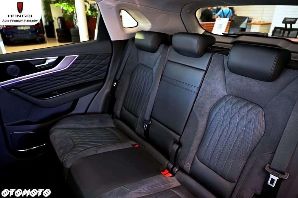 Hongqi HS5 2.0T AWD - 15